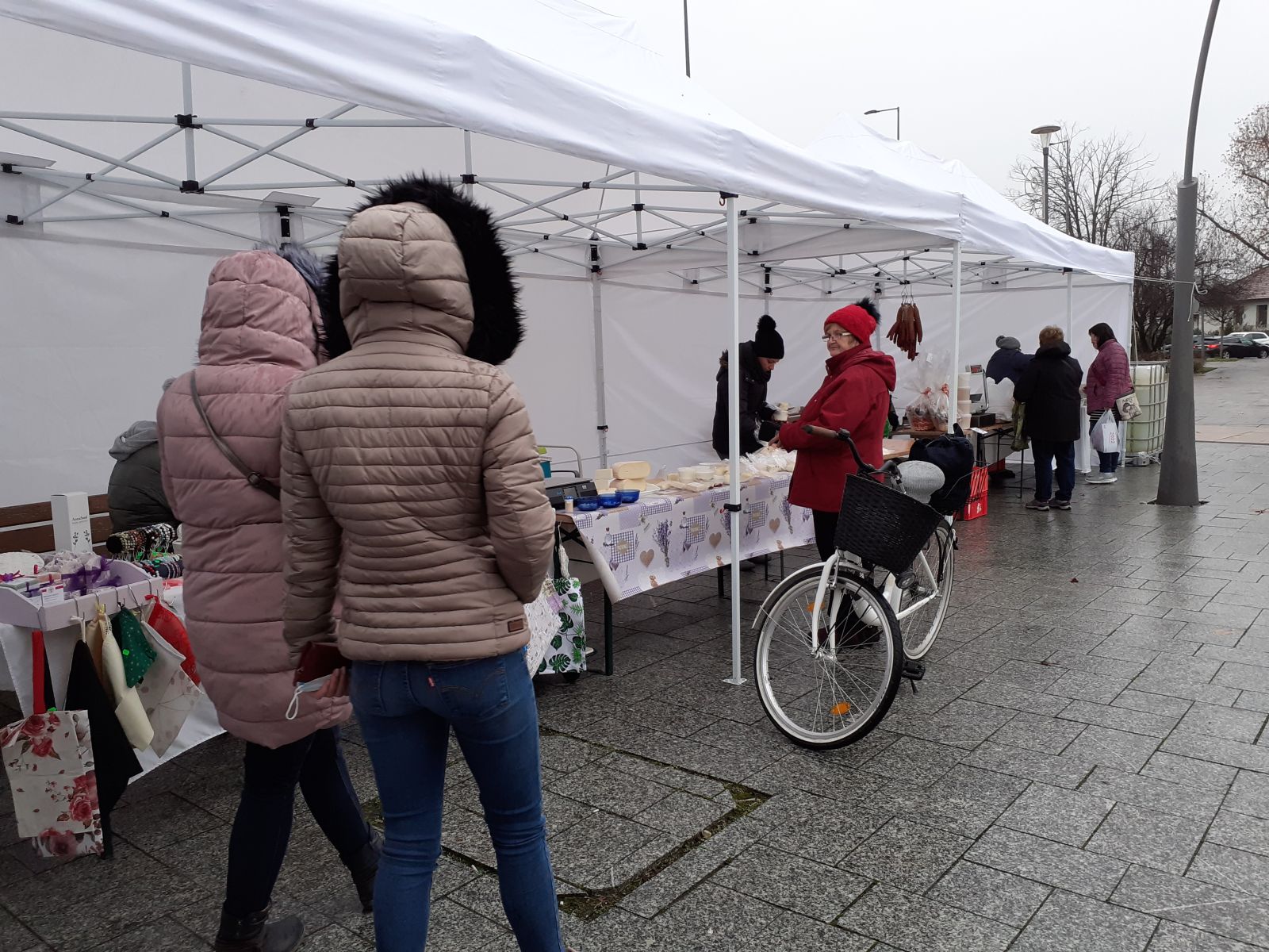 FARM MARKET és JUNIOR FARM MARKET adventi termelői kispiac 2021. december 17.