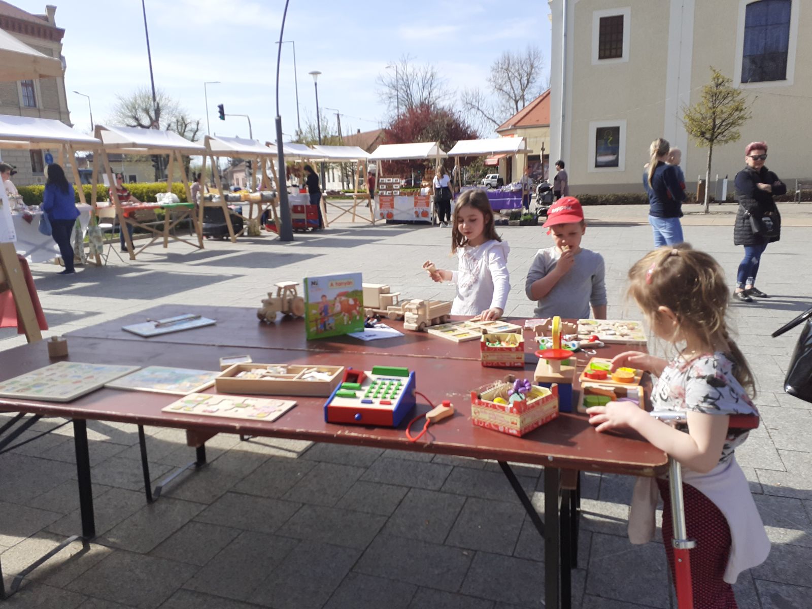 FARM MARKET és JUNIOR FARM MARKET termelői kispiac 2022. március 31.